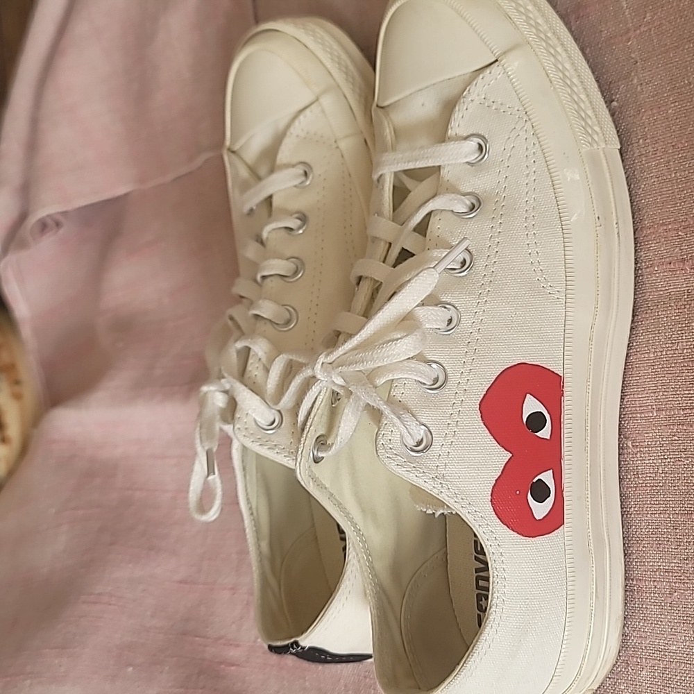Comme de Garcons converse
